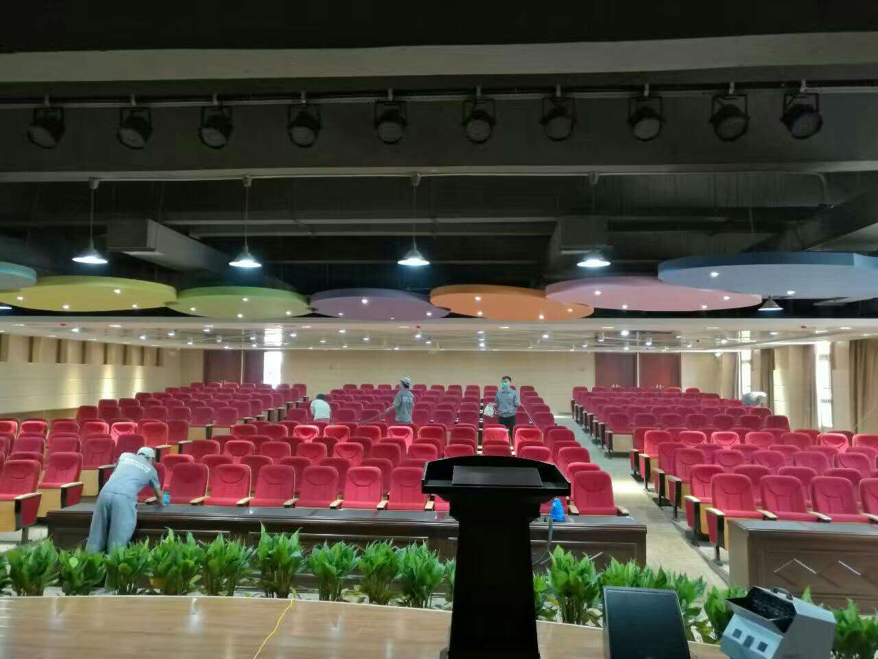 西安高新一中西咸新區高新園椅子重點施工 西安高新一中西咸新區高新園椅子重點施工