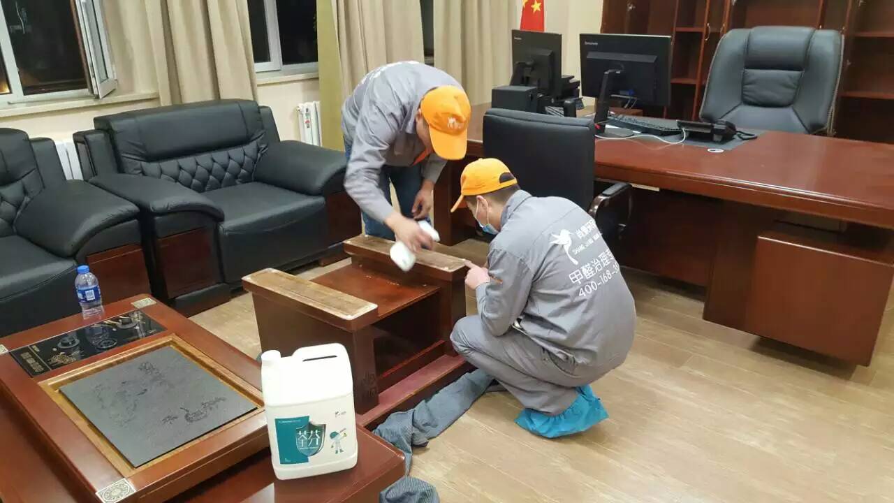 中國郵政儲蓄銀行柜子重點(diǎn)施工