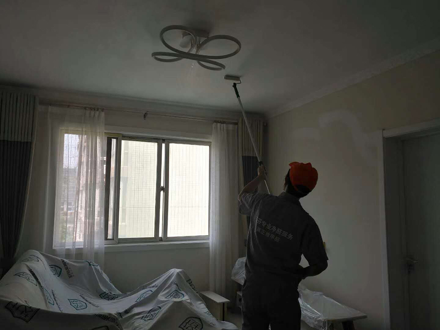 客廳頂面噴涂全方位施工 客廳頂面噴涂全方位施工