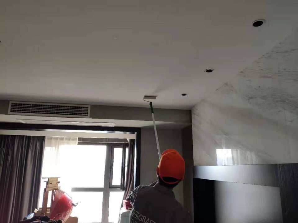 室內客餐廳頂面甲醛治理滾筒施工 室內客餐廳頂面甲醛治理滾筒施工