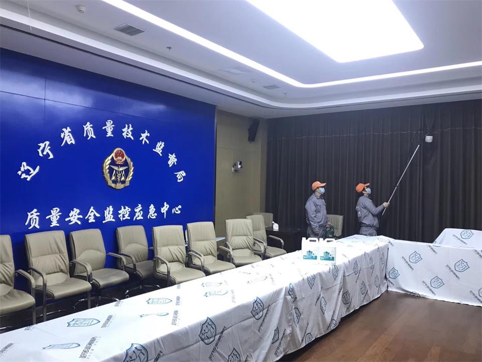 大廳窗簾全方位噴涂施工治理 大廳窗簾全方位噴涂施工治理