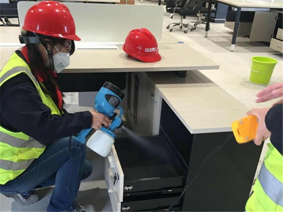 辦公桌椅全方位噴槍施工 辦公桌椅全方位噴槍施工