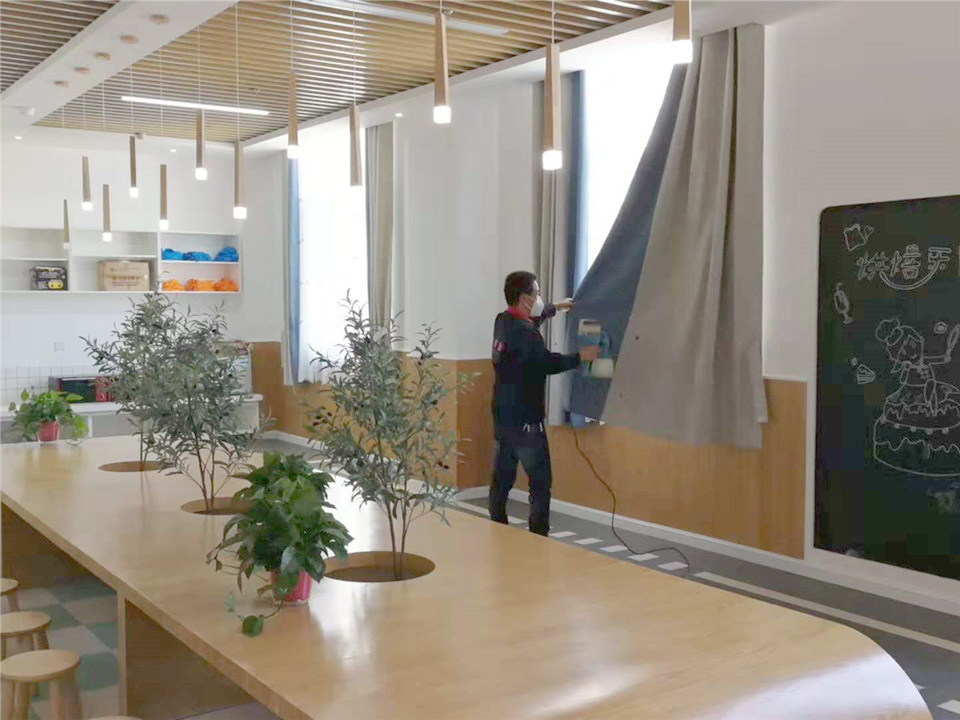 教室窗簾布藝噴涂施工治理 教室窗簾布藝噴涂施工治理