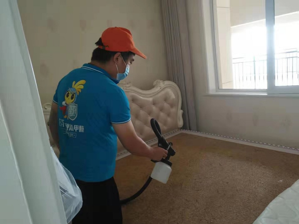 臥室床墊床架全方位噴涂施工 臥室床墊床架全方位噴涂施工