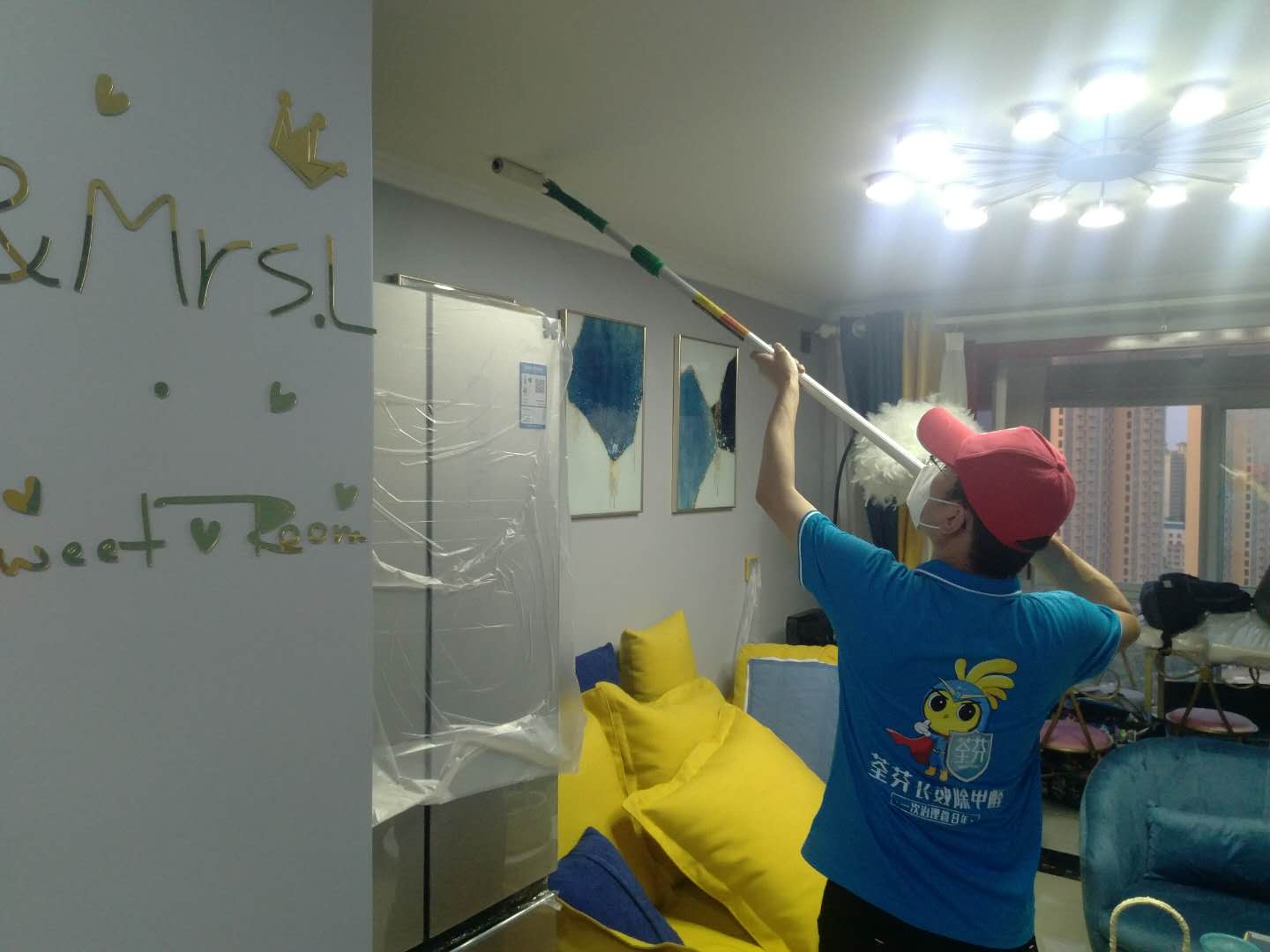 客廳頂面滾筒全方位施工治理 客廳頂面滾筒全方位施工治理