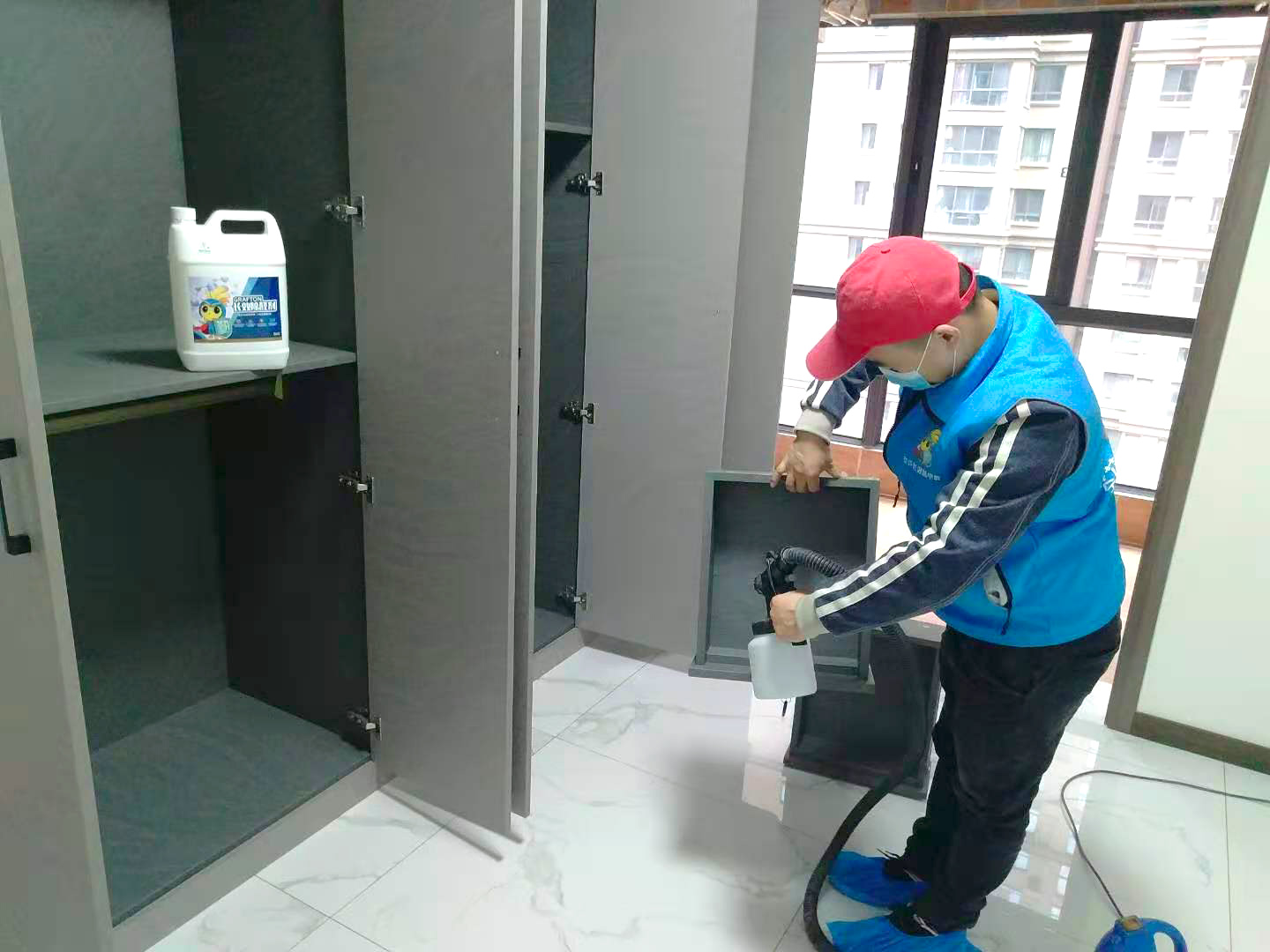 臥室衣柜抽屜全方位施工治理 臥室衣柜抽屜全方位施工治理