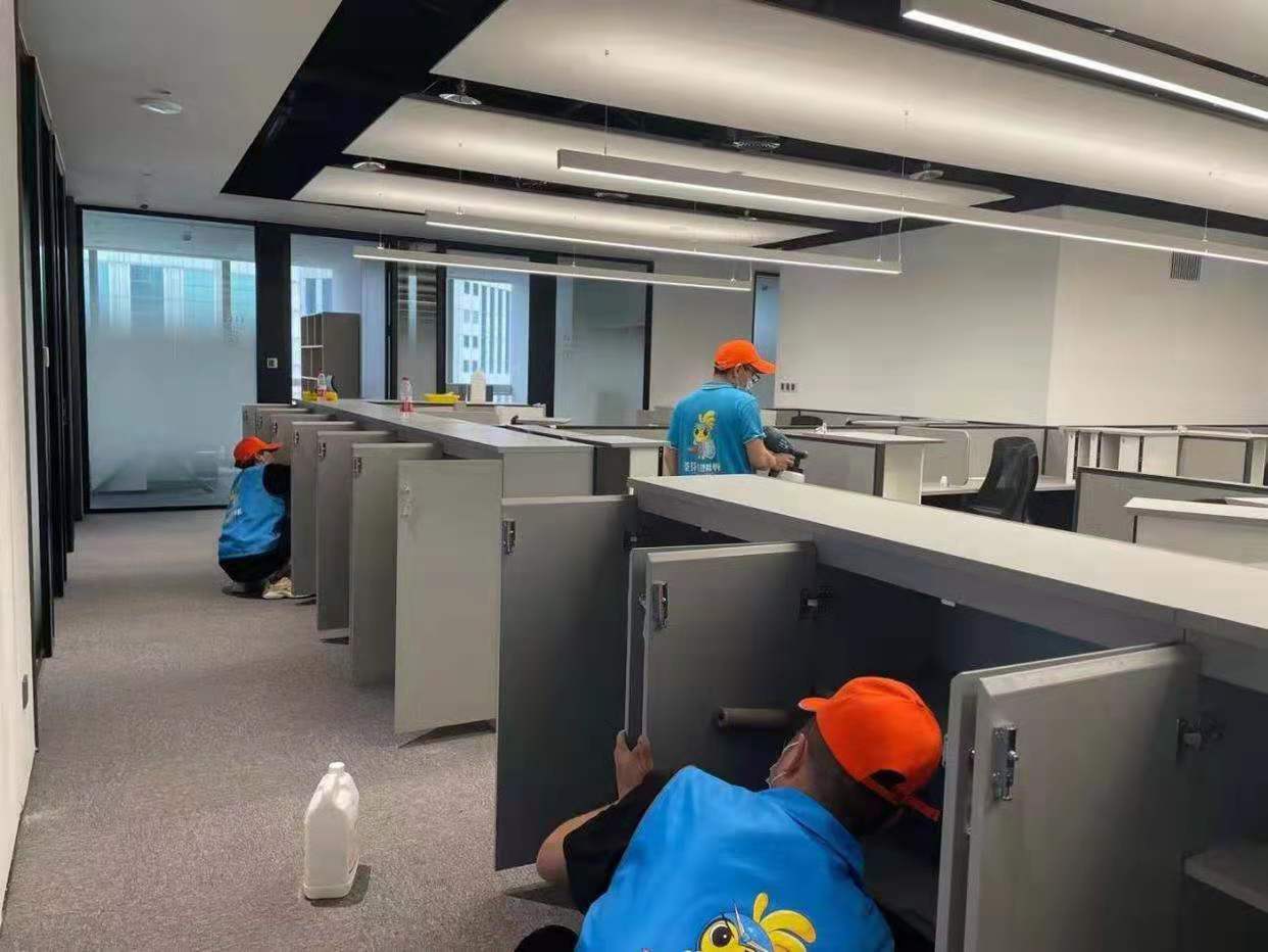 辦公區域桌椅柜子全方位噴涂治理 辦公區域桌椅柜子全方位噴涂治理