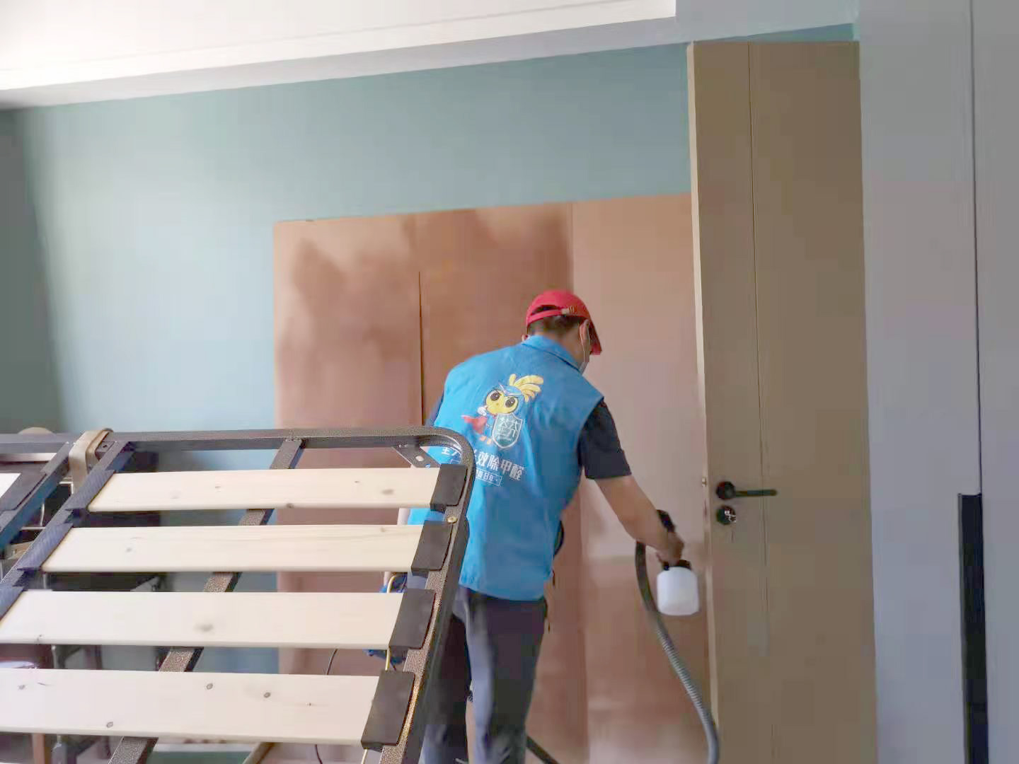 臥室柜子床架噴槍施工治理 臥室柜子床架噴槍施工治理