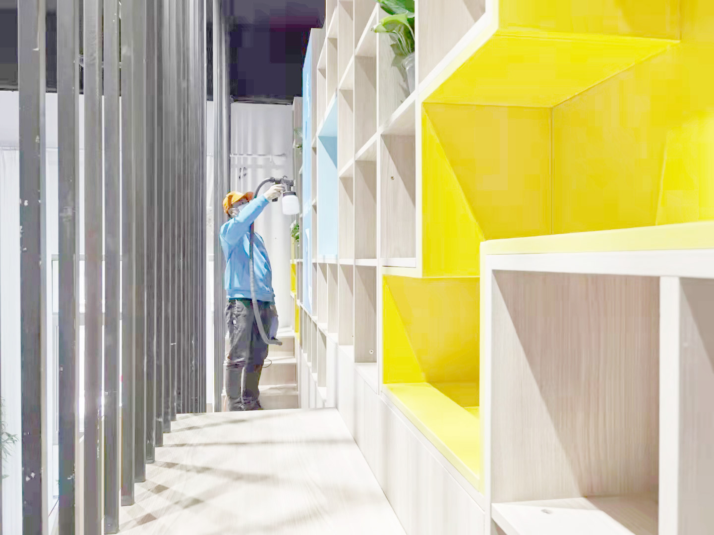 儲物柜噴槍全方位噴涂治理 儲物柜噴槍全方位噴涂治理